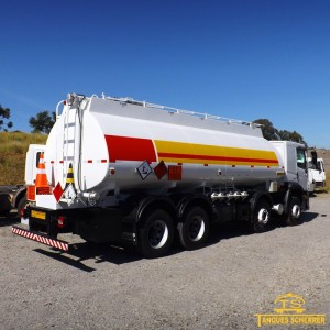 Tanque 23.000 litros com sitema de descarga Botton loading